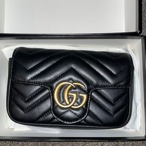 Gucci Mini Marmont Bag